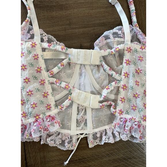 For Love & Lemons Blooms Bustier White Pink Floral Embroidered Lace Size 36D - Picture 12 of 16